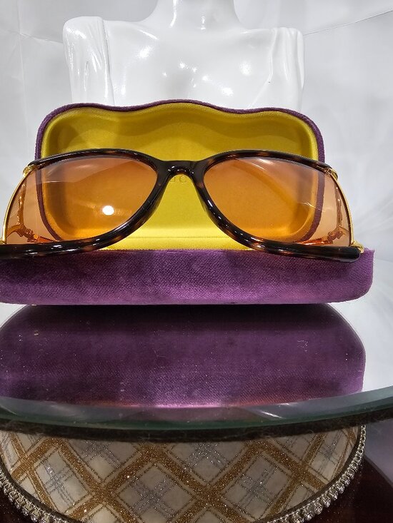 Gucci Sunglasses with original case main image 6